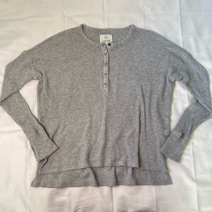 Aerie Gray Ribbed Henley Scoop Neck Sweater